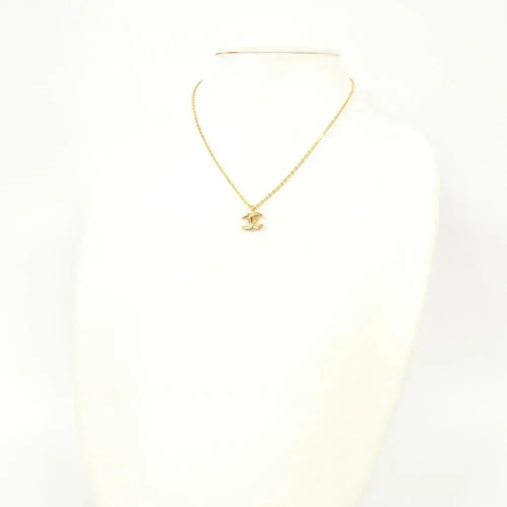 CHANEL Authentic Gold Necklace - Picture 4 of 4